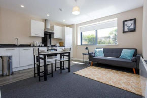 Bright & Spacious 1 Bedroom Manchester Apartment